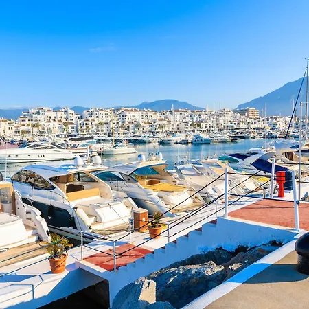 アパート Mairena Forest Sea View & Pool- Happy