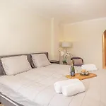 Mairena Forest Sea View & Pool- Happy شقة ماربيا
