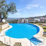 Apartment Mairena Forest Sea View & Pool- Happy