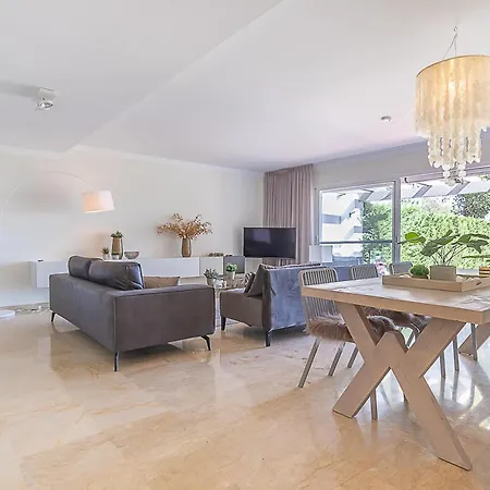 Mairena Forest Sea View & Pool- Happy