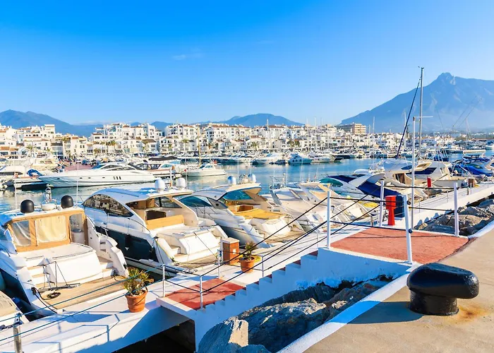 شقة Mairena Forest Sea View & Pool- Happy