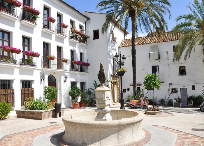 Mairena Forest Sea View & Pool- Happy شقة